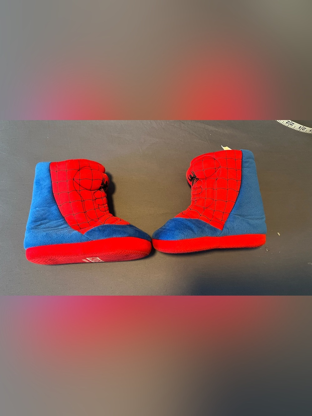 Marvel Kids Bright Red Slip-On Slippers size 9/10